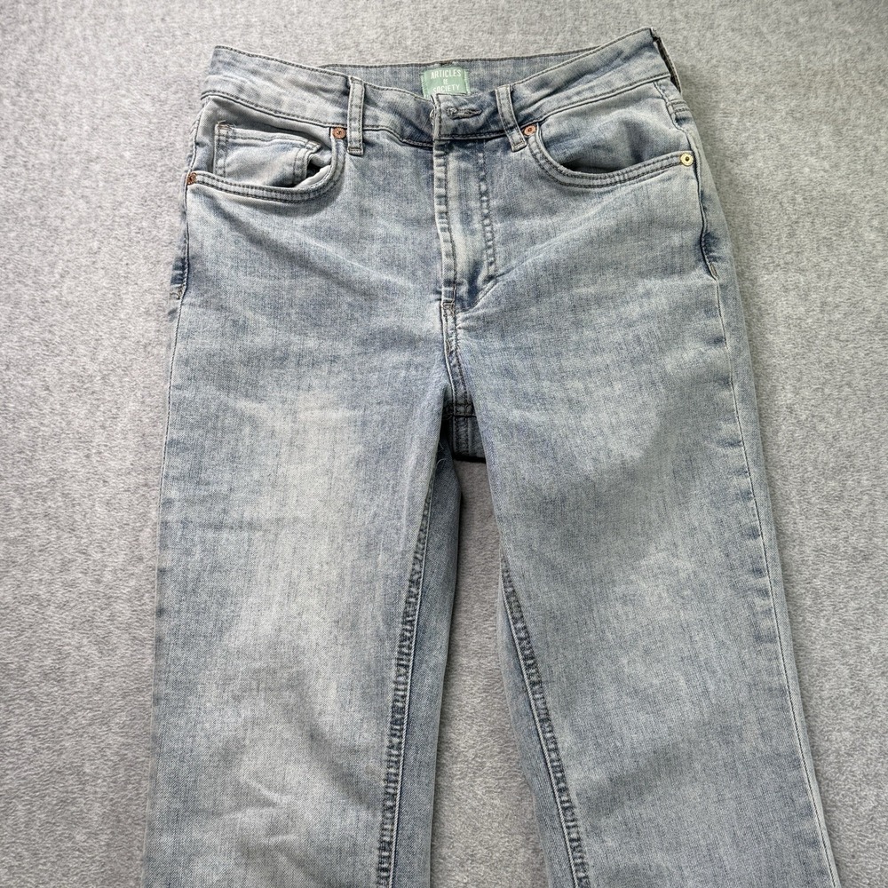 Articles of Society The Linden High Rise Cropped Flare Jeans 2/26 Light Wash - Picture 2 of 12